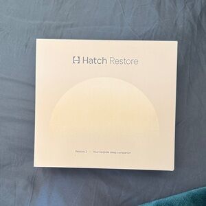 NEW IN Box, Hatch Restore 2 Sunrise Alarm Clock + Sound Machine (Putty)